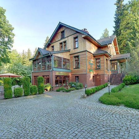 Hotel Magnes 스클라르스카포렘바 외부 사진