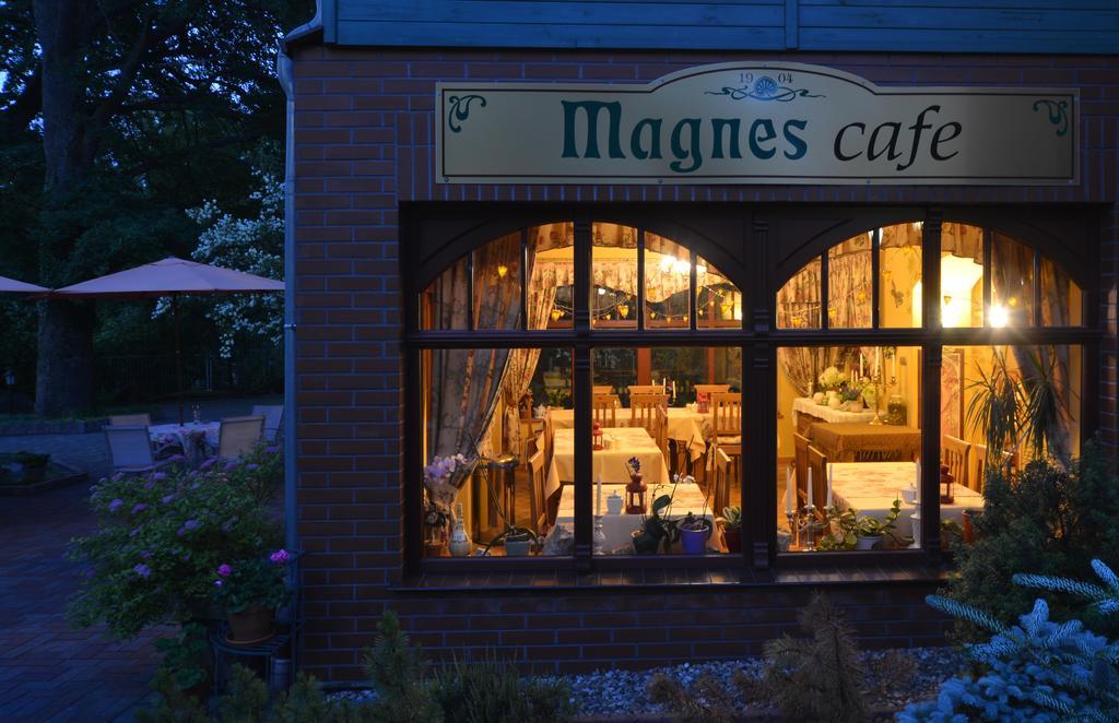 Hotel Magnes 스클라르스카포렘바 외부 사진