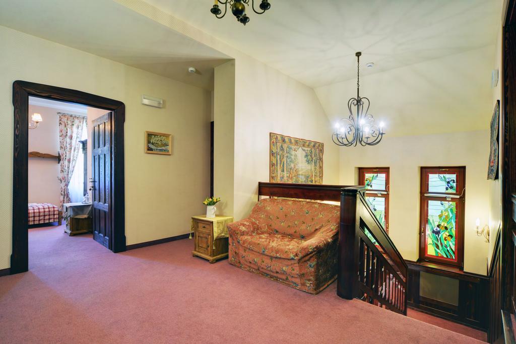 Hotel Magnes 스클라르스카포렘바 외부 사진