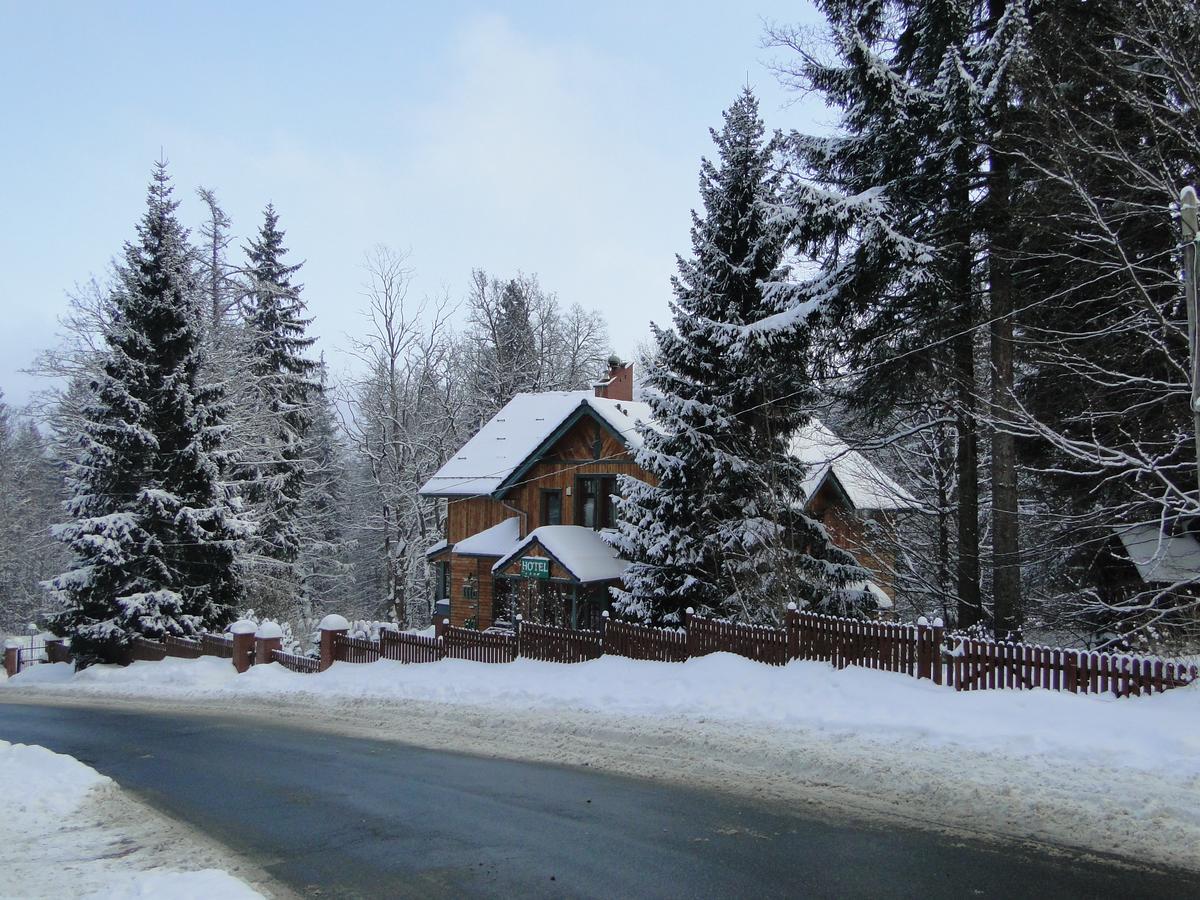 Hotel Magnes 스클라르스카포렘바 외부 사진
