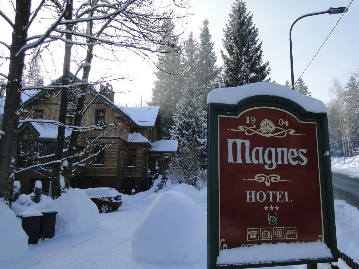 Hotel Magnes 스클라르스카포렘바 외부 사진